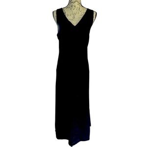 DKNY- SZ M Black Sleeveless Maxi Dress